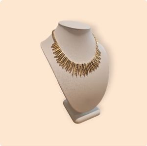 Vintage Qubic Chain Polished Gold Tone 16" Necklace with Tapered Spikes.